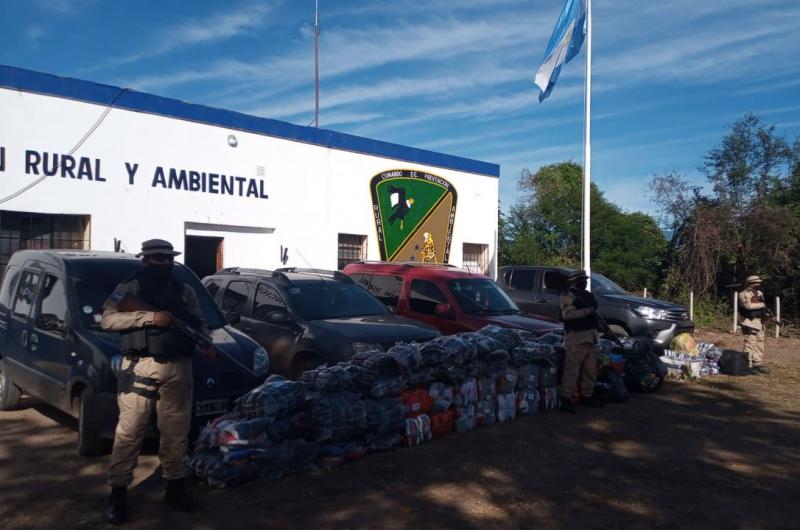 Mercaderiacutea de contrabando fue secuestrada en control vehicular