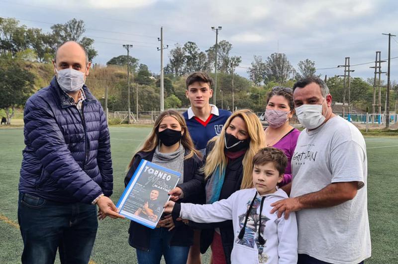 Comenzoacute el Torneo de Fuacutetbol Solidario Mateo Martinez