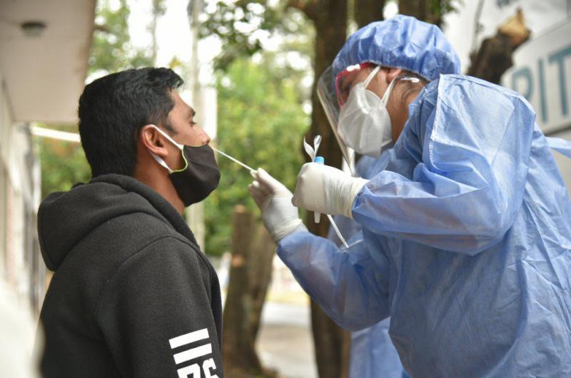 Moacutevil epidemioloacutegico recorre barrios de la ciudad realizando testeos gratuitos