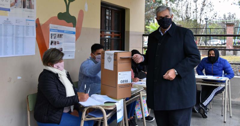 Carlos Haquim- Es un deber ciacutevico expresar nuestro voto