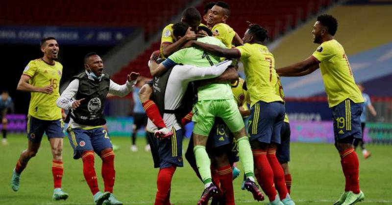 Colombia avanzoacute anoche a semifinales de la Copa Ameacuterica 