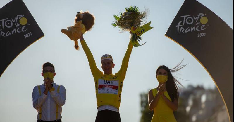 Tadej Pogacar es el bicampeon del Tour de Francia