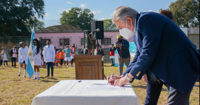 Comenzoacute la construccioacuten de la Secundaria Rural en Sauce Guacho