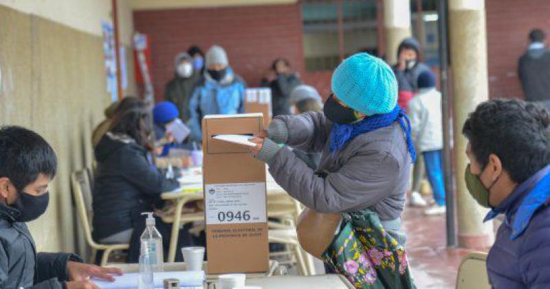 Autoridades de mesa que auacuten no recibieron sus dosis seraacuten vacunadas para las PASO