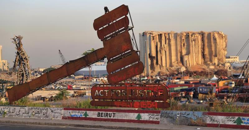 El Liacutebano conmemoroacute el primer aniversario de la explosioacuten en Beirut