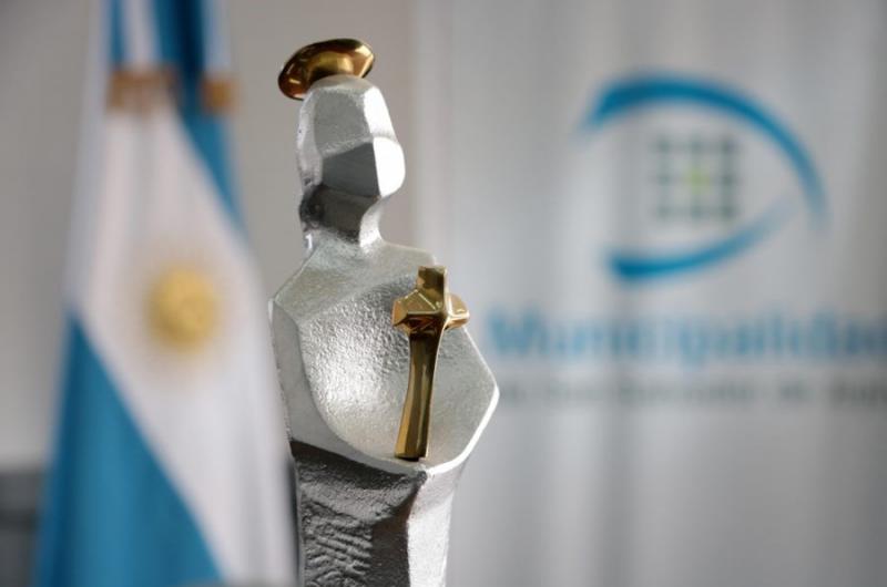 Se entregan los premios San Salvador