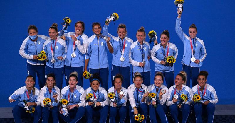 Las Leonas se cuelgan la medalla de plata por tercera vez