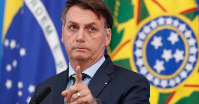 Bolsonaro volvioacute a criticar  la poliacutetica econoacutemica de Argentina 