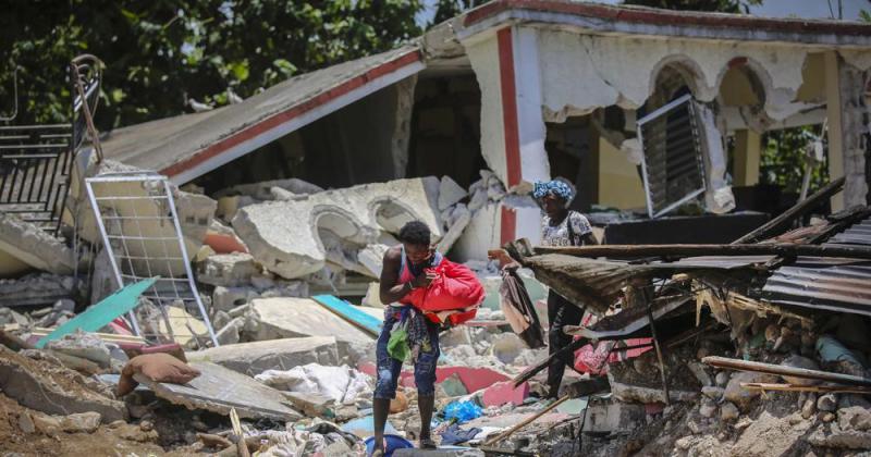 Un terremoto en Haitiacute  provocoacute 1297 muertos 