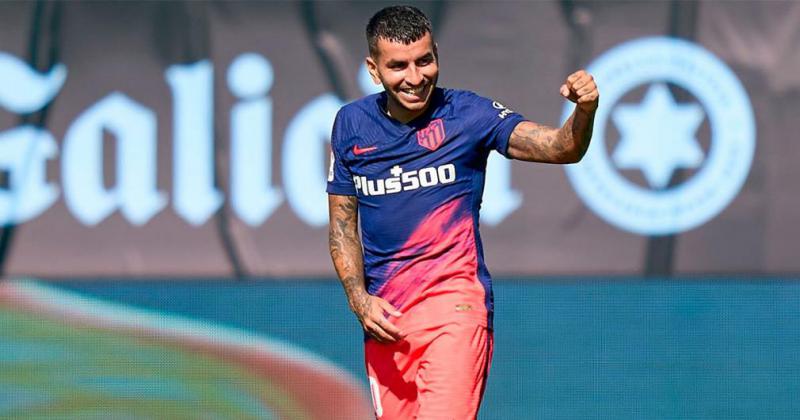 Aacutengel Correa marcoacute por duplicado para el debut triunfal de Atleacutetico Madrid