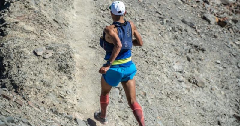 Viacutector Cruz podio y a la Seleccioacuten Argentina para el jujentildeo