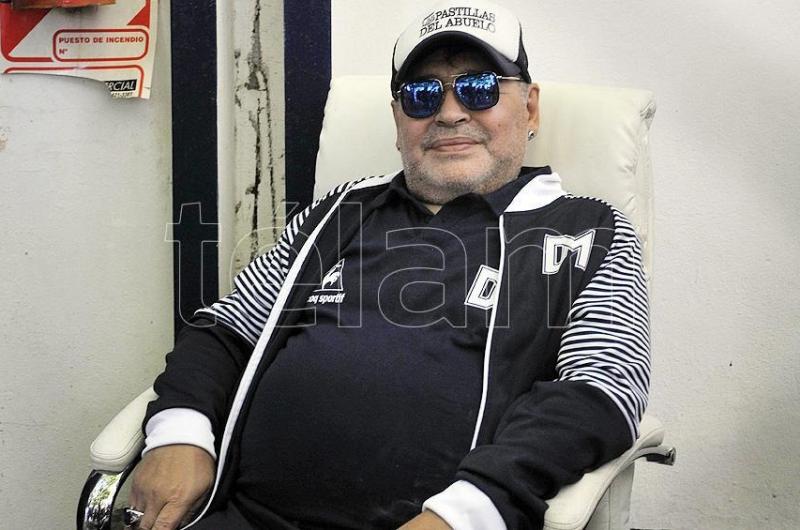 Maradona estaba luacutecido y no teniacutea nada