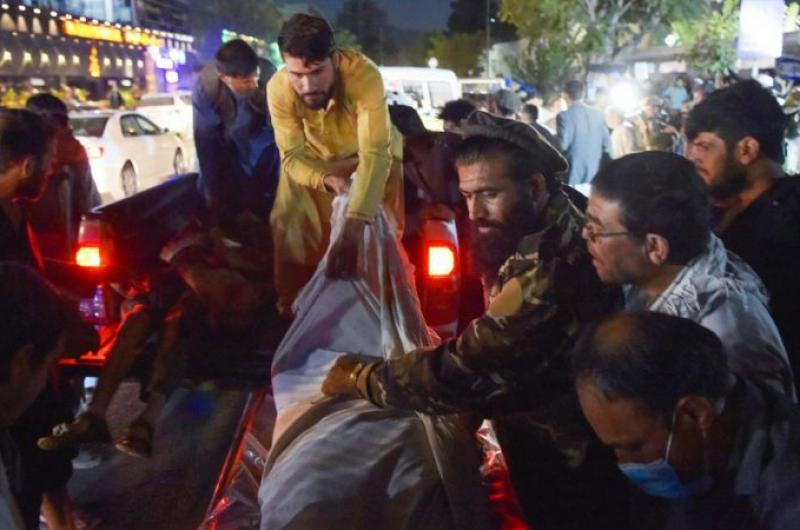 Suman 73 los muertos tras terribles atentados en Kabul