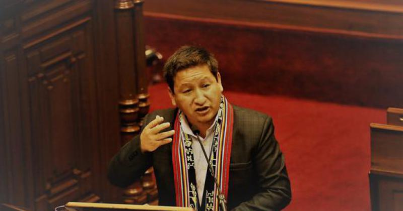 El Congreso peruano otorga su voto de confianza al gabinete de Guido Bellido