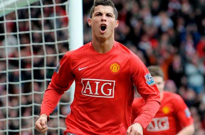 Cristiano Ronaldo regresoacute al Manchester United tras 12 antildeos