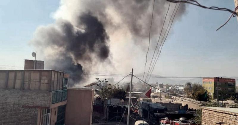Cohetes del ISIS-K lanzados contra el aeropuerto de Kabul caen en viviendas cercanas
