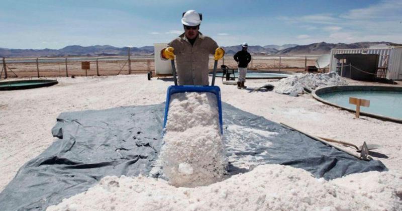 YPF se asocia con Jujuy Salta Catamarca para fabricar celdas y bateriacuteas de litio