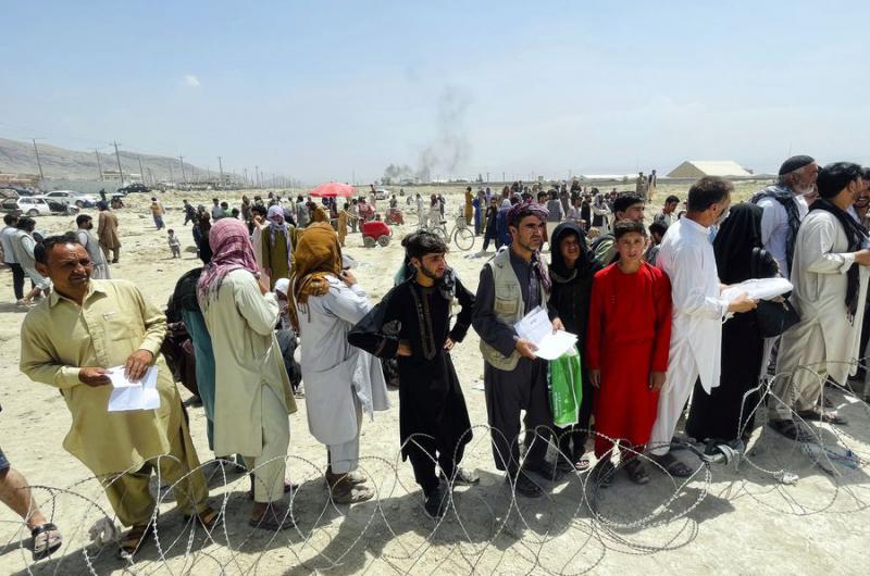 Talibanes pidieron que los refugiados afganos vuelvan al paiacutes