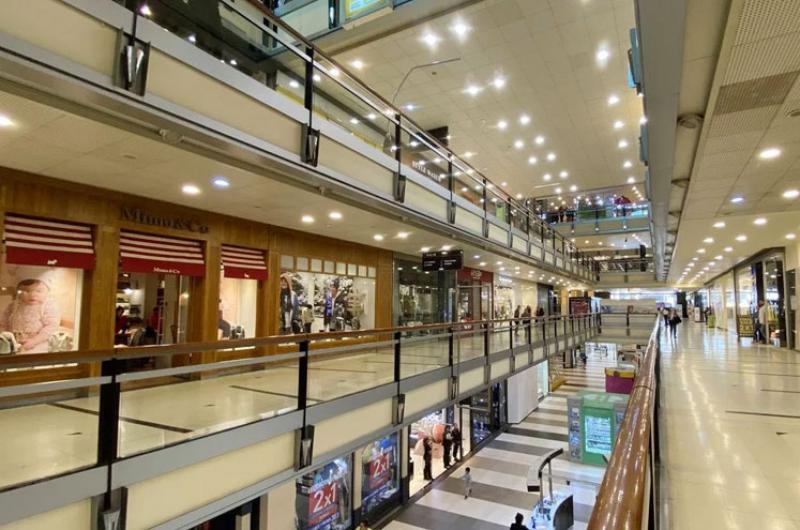El consumo se recuperoacute en los uacuteltimos meses en centros comerciales 