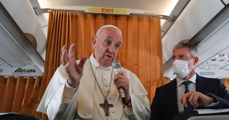 No se deben imponer cosas que en la la naturaleza de la Iglesia no encajan