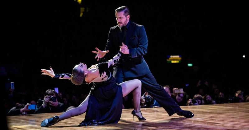 El tango vuelve a vestirse de festival en busca de acercar nuevos puacuteblicos