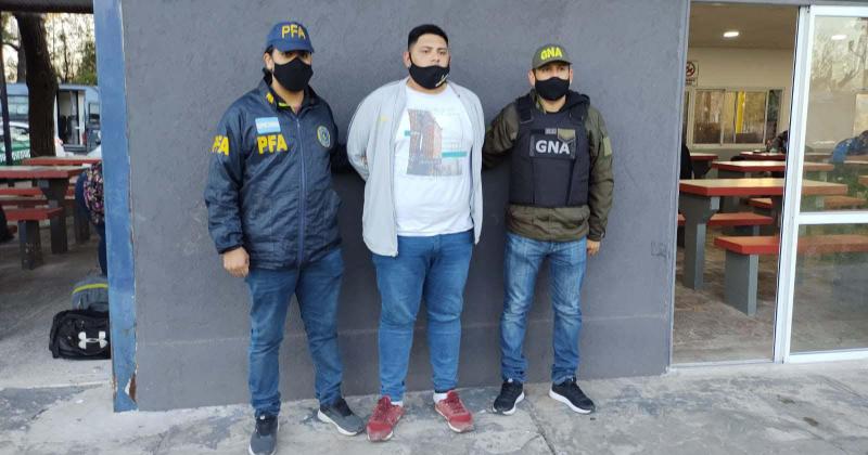 Con un arsenal detienen al actual liacuteder de la banda narco de Marco 