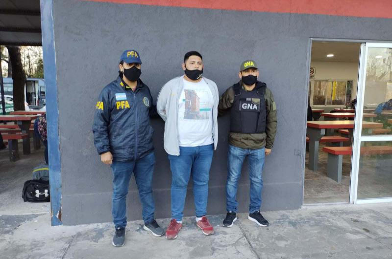 Con un arsenal detienen al actual liacuteder de la banda narco de Marco 