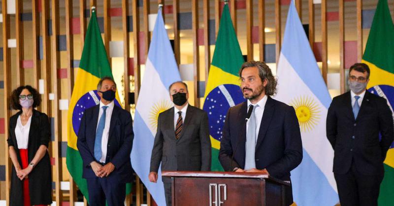 Argentina aceptoacute planteo de Brasil y acuerda 10-en-porciento- de rebaja en el Arancel