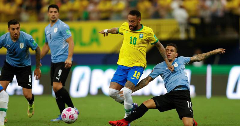 Brasil lo definioacute raacutepido ante Uruguay con un Neymar inspirado