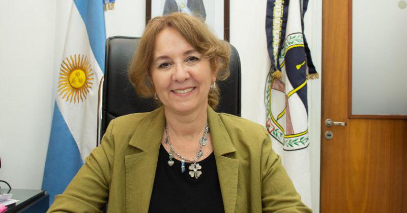Toma de juramento a Mariacutea Teresa Bovi nueva ministra de Educacioacuten