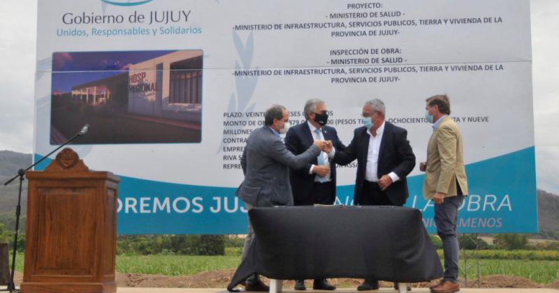Morales y Bouhid pusieron en marcha la construccioacuten del nuevo hospital regional 