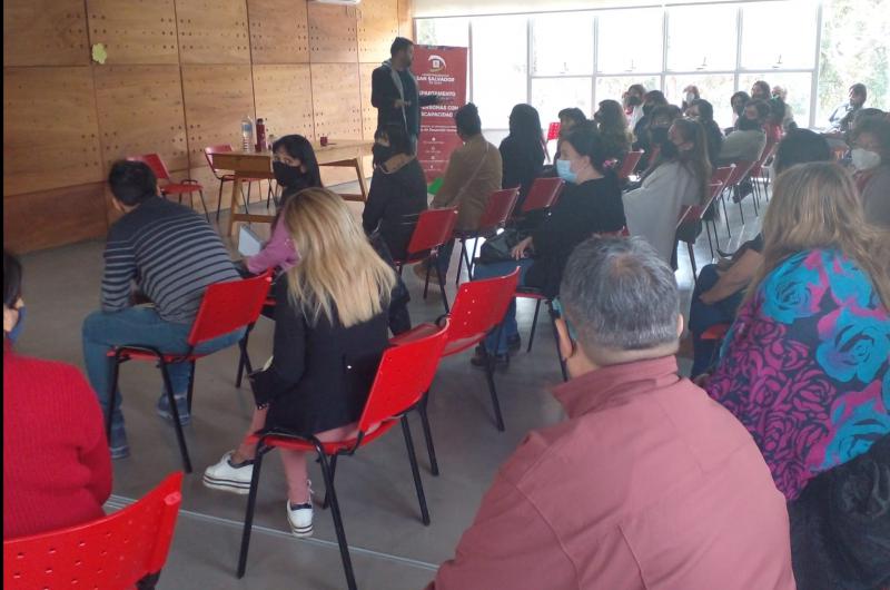 Jornadas de educacioacuten especial para docentes y padres 