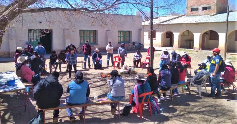 Taller de Fortalecimiento Comunitario con la Comunidad Aborigen Guadalupe de la Pentildea