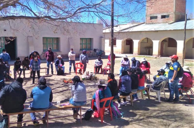 Taller de Fortalecimiento Comunitario con la Comunidad Aborigen Guadalupe de la Pentildea
