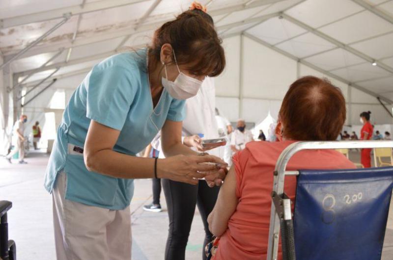 Jujuy comienza a aplicar la tercera dosis a personas inmunocomprometidas