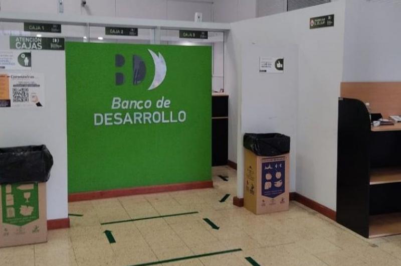 Agremiacioacuten anuncioacute un paro bancario para mantildeana y el viernes