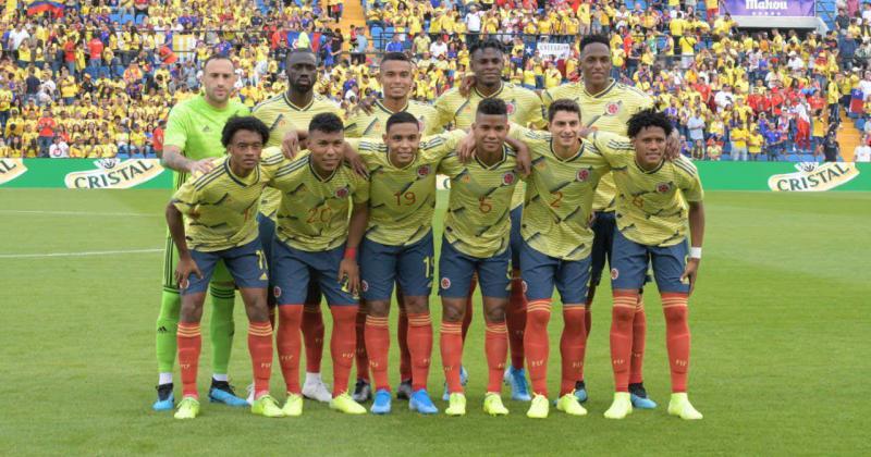 Colombia recibe a Paraguay de Barros Schelotto con la necesidad de ganar