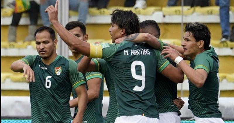 Bolivia goleoacute 3 a 0 a Uruguay y lo dejoacute envuelto en una crisis profunda