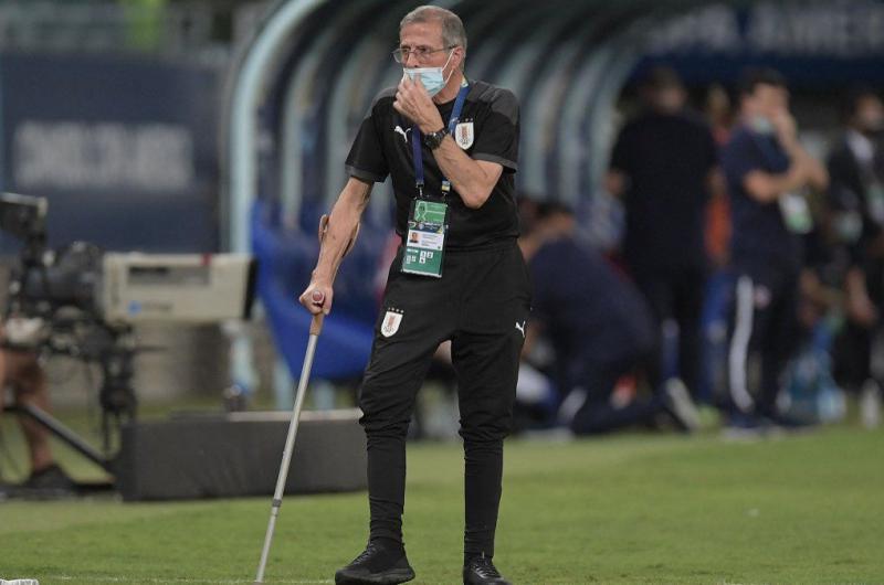 La Asociacioacuten Uruguaya de Fuacutetbol rescindioacute el contrato al Maestro Tabaacuterez 