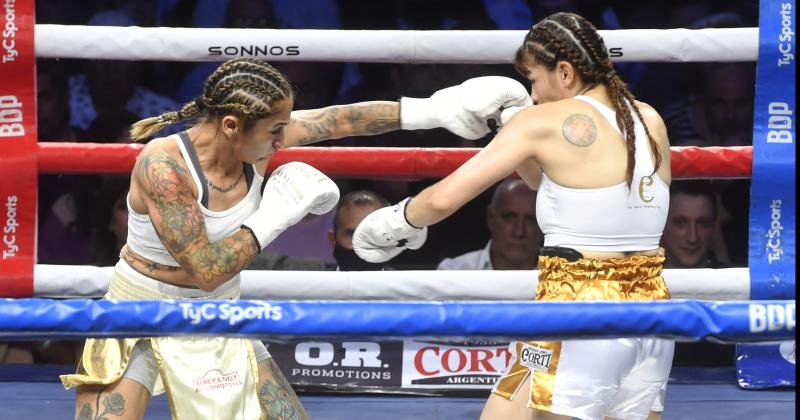 Dionicius se corona campeona interina pluma y acaba con el invicto de Acuntildea