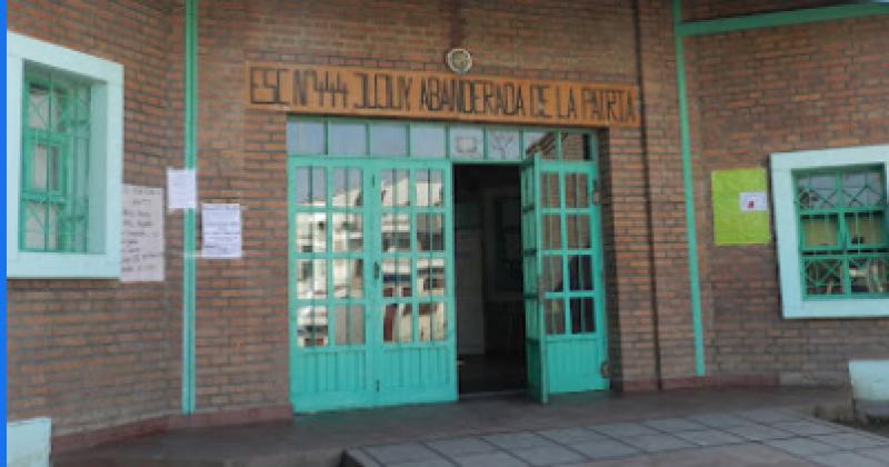 La Escuela Nordm 444 de Alto Comedero fue premiada por Fruteaacute tu escuela