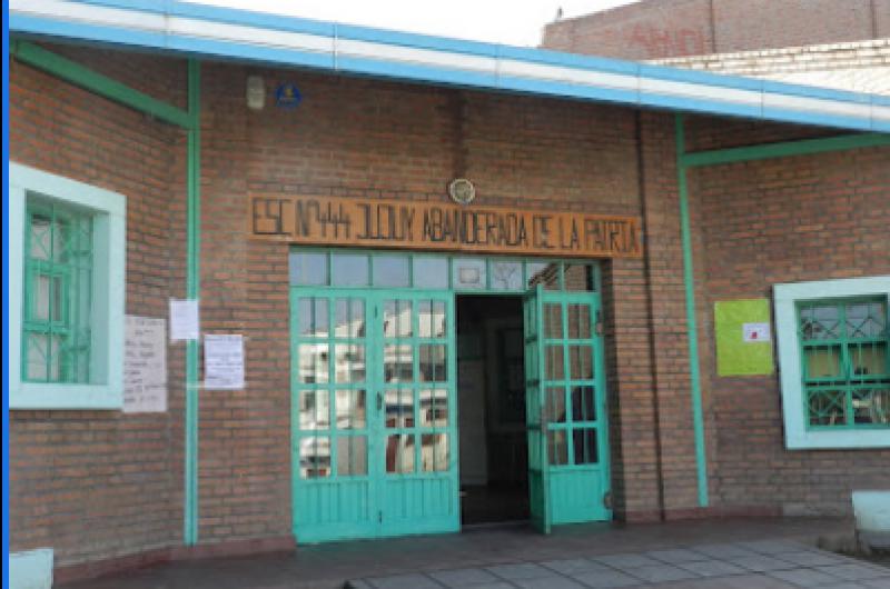 La Escuela Nordm 444 de Alto Comedero fue premiada por Fruteaacute tu escuela