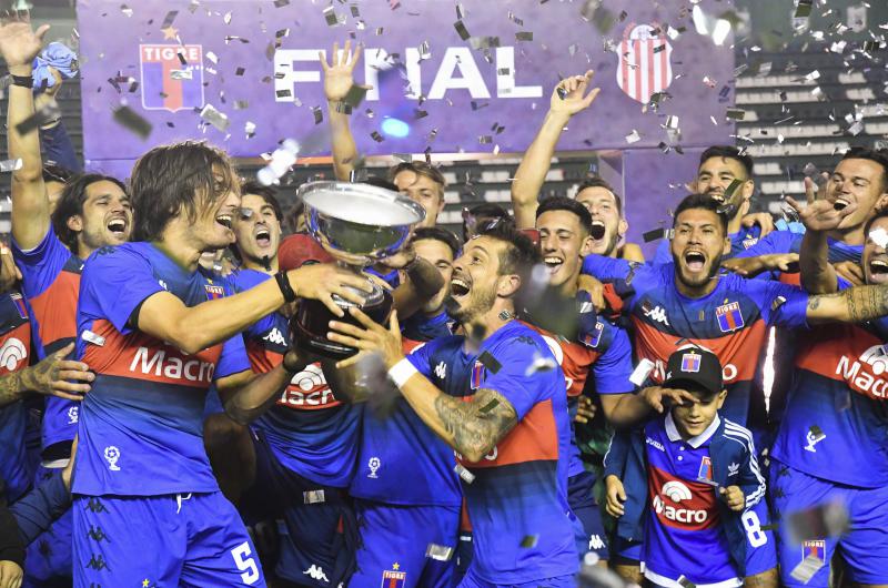 Tigre le ganoacute a Barracas y volvioacute a Primera Divisioacuten