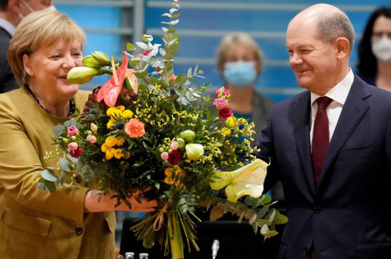 Coalicioacuten tripartita acuerda nombrar a Scholz como canciller de Alemania