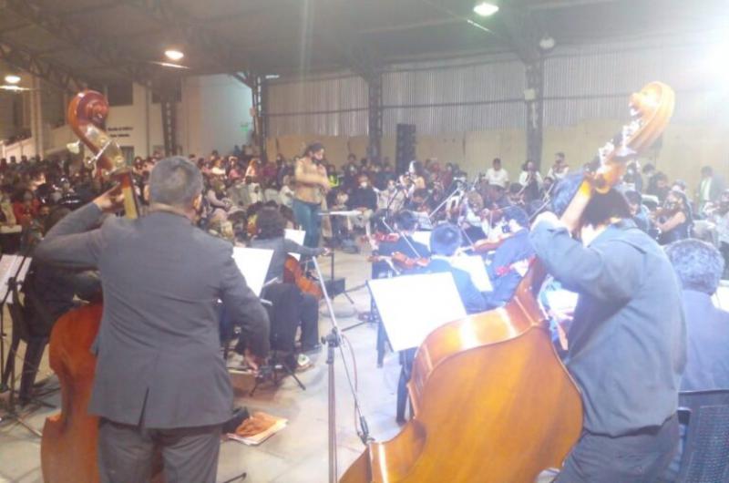 La Orquesta Sinfoacutenica de Jujuy cerroacute la edicioacuten 2021 