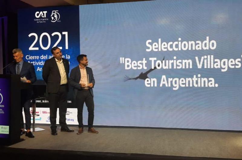 La Caacutemara Argentina de Turismo entregoacute distincioacuten a la comunidad de Caspalaacute