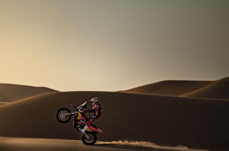  El campeoacuten Kevin  Benavides renueva su desafiacuteo en el Dakar