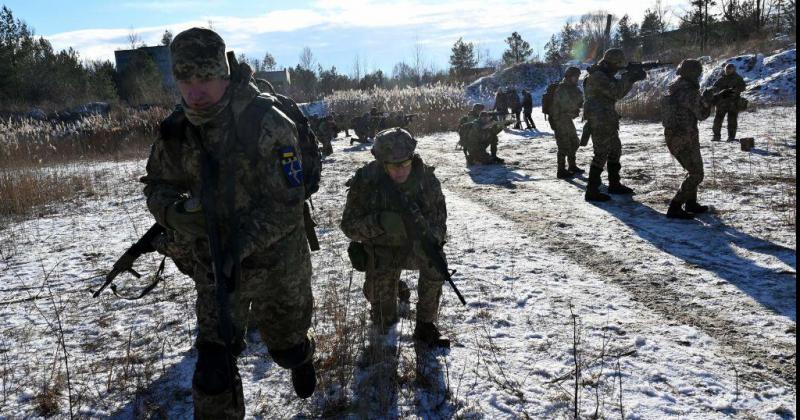 Biden y Putin buscan distender la situacioacuten en la frontera de Ucrania 