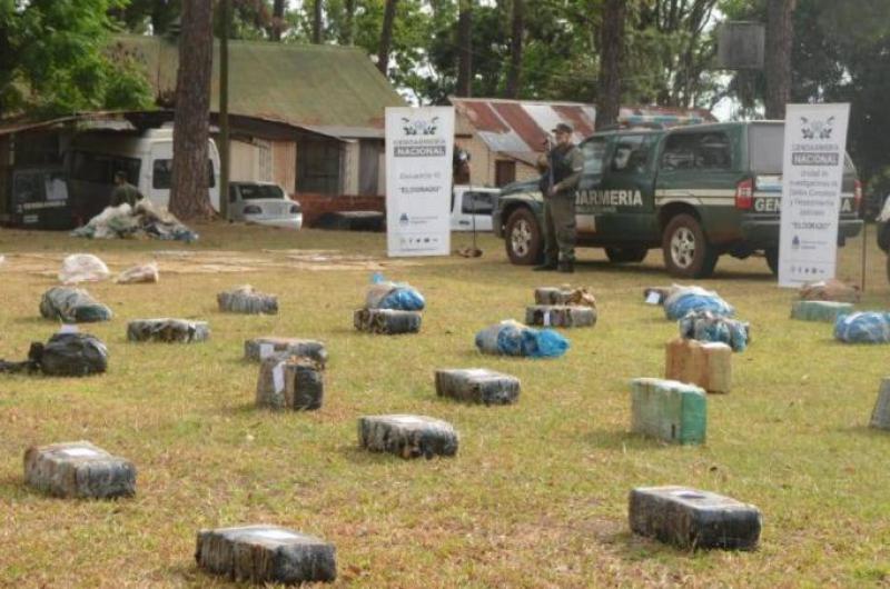 Incautan maacutes de una tonelada de marihuana en dos procedimientos