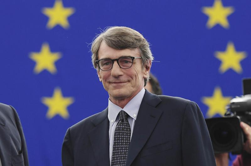 A los 65 antildeos murioacute en Italia el presidente del Parlamento Europeo